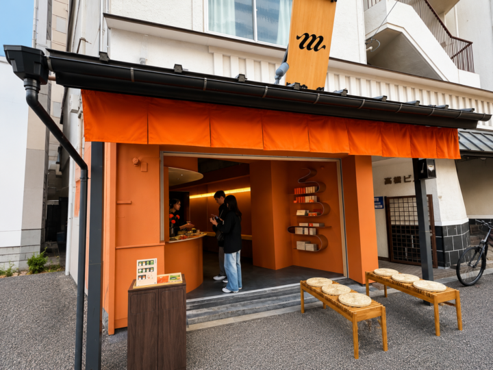 浅草　抹茶カフェ設計施工の画像